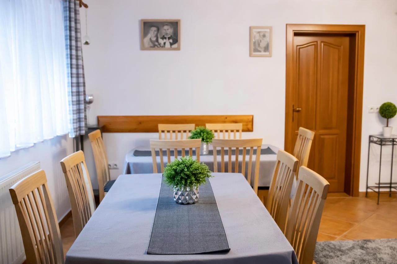Tatrzanskie Spanie Pokoje Goscinne Poronin Luaran gambar