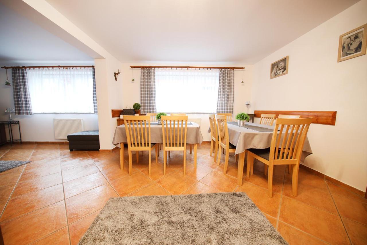 Tatrzanskie Spanie Pokoje Goscinne Poronin Luaran gambar